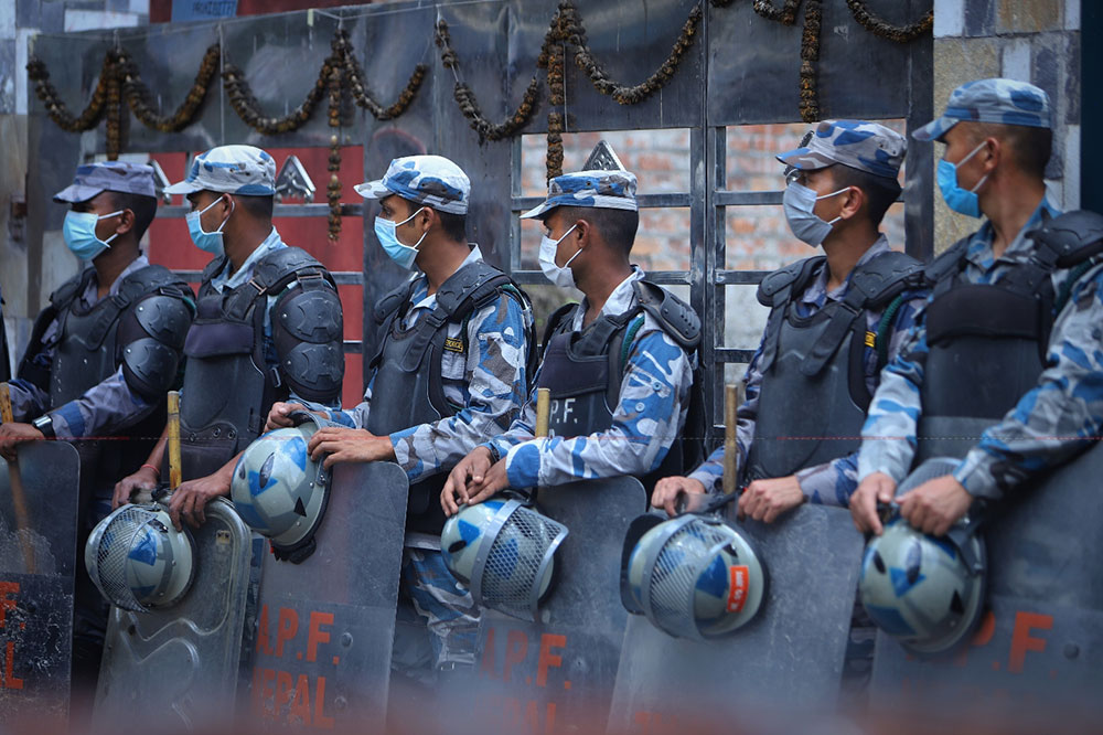 सशस्त्र प्रहरी नयाँ ऐन ल्याउने गृहकार्यमा : असईमा भर्ना बन्द गर्ने, ५ अंक हटाउने