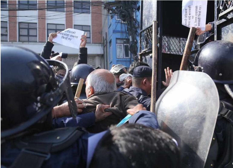 माइतीघरबाट जव गोविन्द केसीलगायतका अभियन्ता पक्राउ परे…