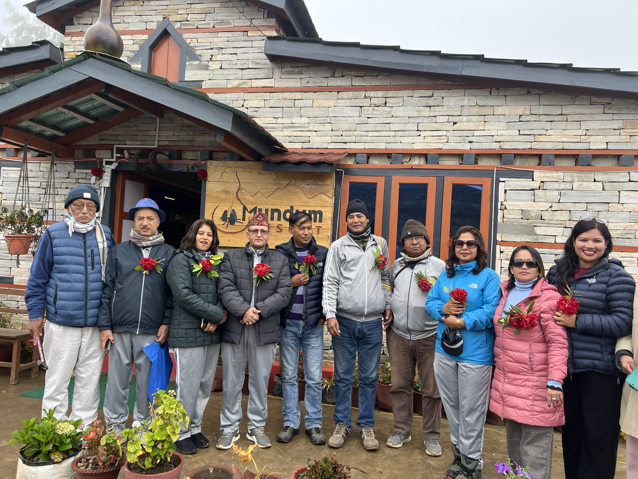 स्रष्टा पदयात्रा टोलीले खोटाङको विभिन्न भागको यात्रा गरी ८०औं शृङ्खला भव्य रुपमा सम्पन्न