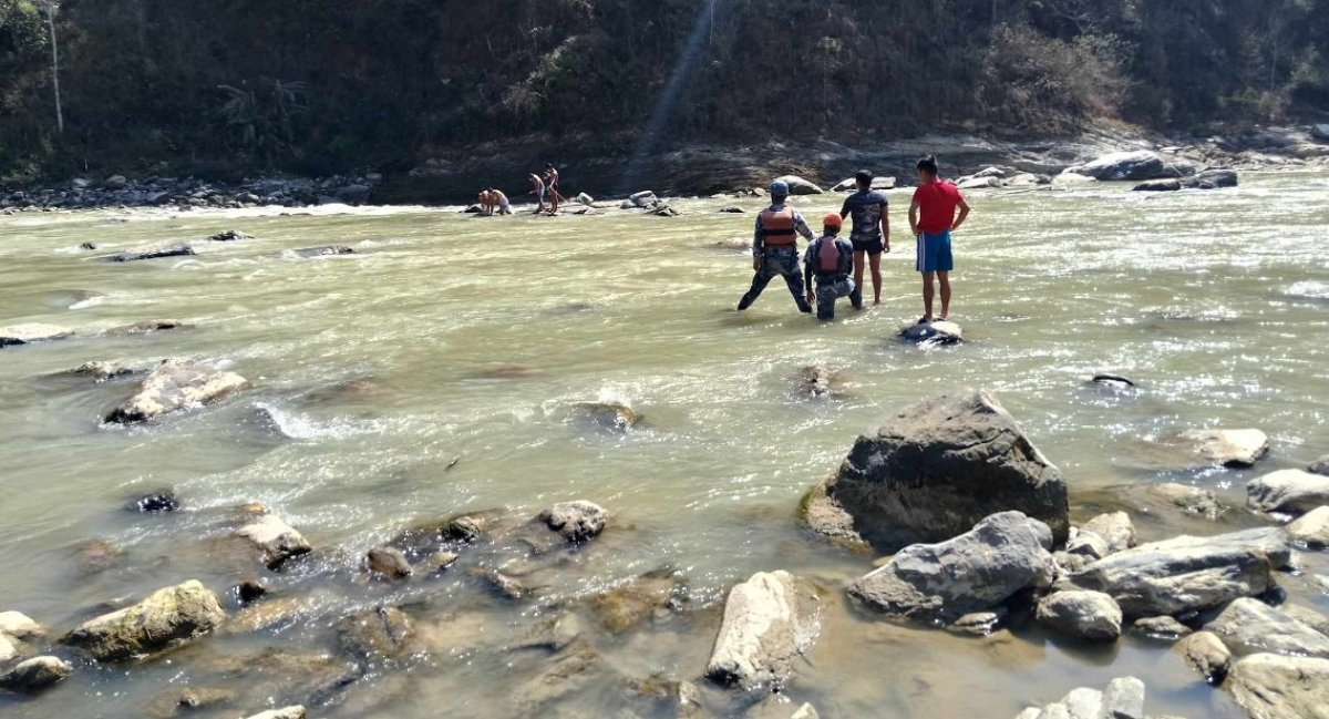 घाटबेशी त्रिशूली बस दुर्घटना : नदीमा बेपत्ता तीन जनाको शव भेटियो