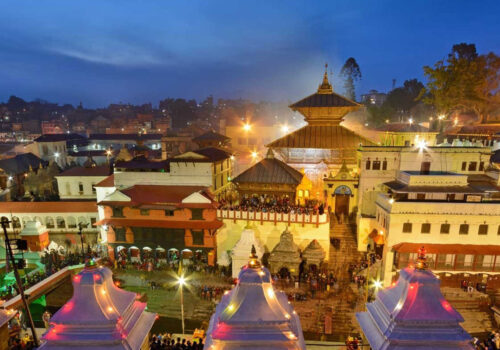 असार १ गतेदेखि पशुपतिनाथ मन्दिरका चारै ढोका खोलिने