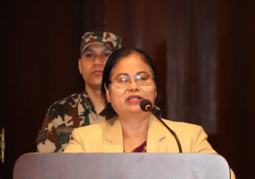 ‘प्रलोभनमा पारेर हिंसा हुने गरेको छ, हिंसा शून्य पार्ने गरी काम गर्नुस्’ : मन्त्री चौधरी