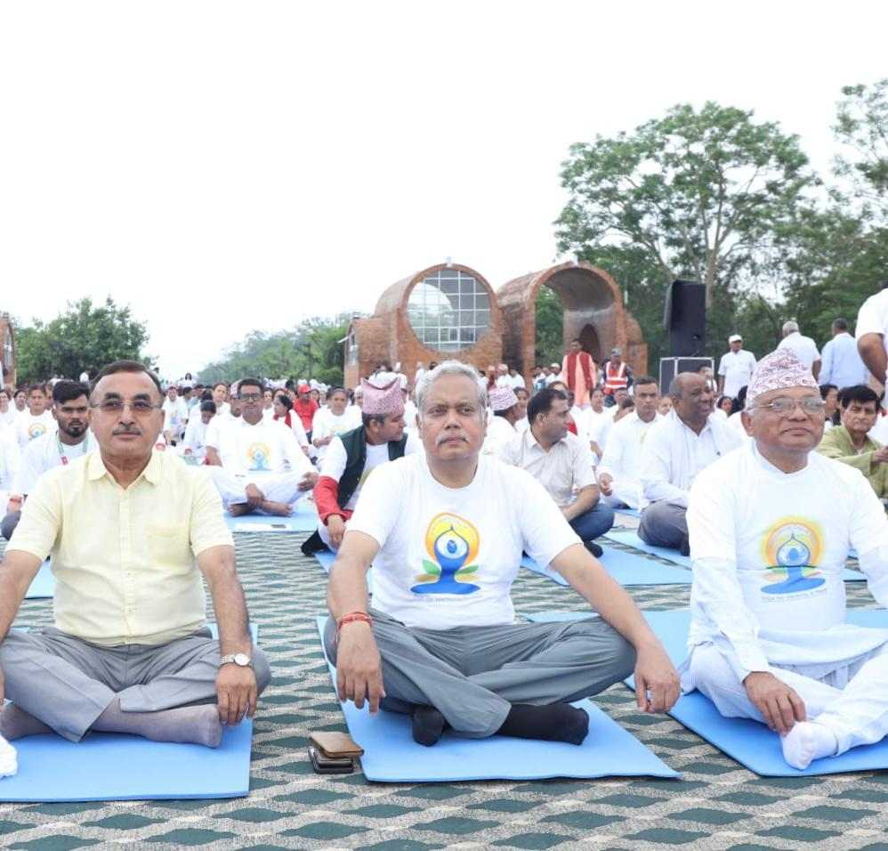 भारतीय राजदूतावासद्वारा पोखरामा अन्तर्राष्ट्रिय योग प्रदर्शन
