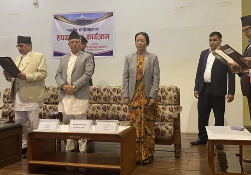 गण्डकीमा मन्त्रिपरिषद विस्तार, देवकोटा र मनाङेले लिए शपथ