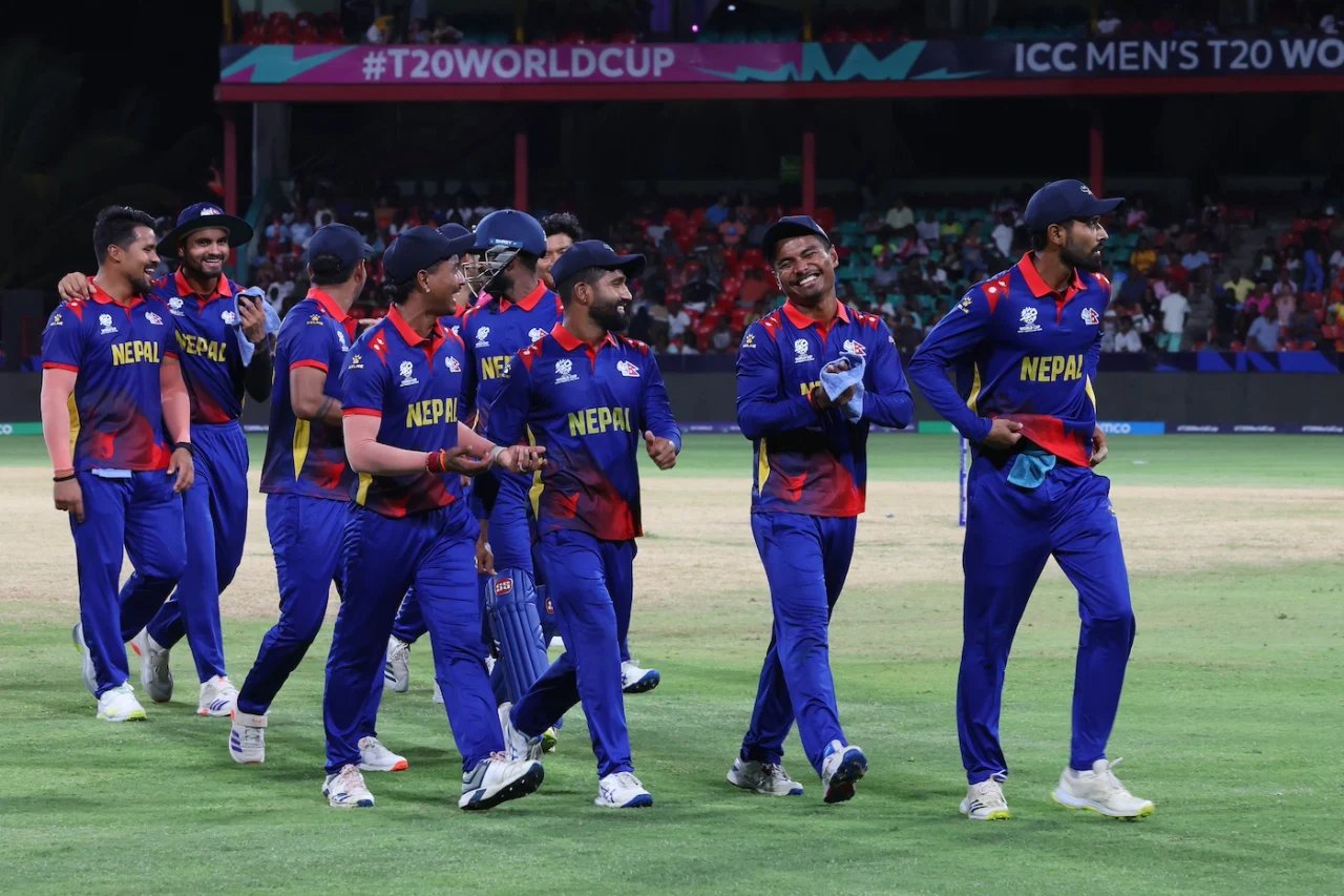 टि-ट्वान्टी विश्वकपको समूह चरणबाट बाहिरिएको नेपाली राष्ट्रिय क्रिकेट टोली घर फर्कदै