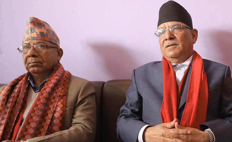 माधव नेपाल र प्रचण्डबीच सिंहदरबारमा छलफल