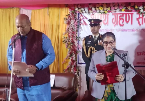 मधेश प्रदेशका मुख्यमन्त्री सिंहले लिए शपथ