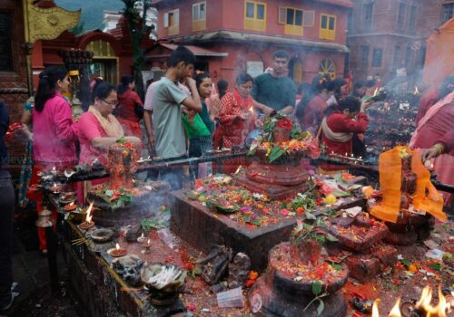 आज हरिशयनी एकादशीमा बुढानिलकण्ठमा श्रद्धालुको घुइँचो