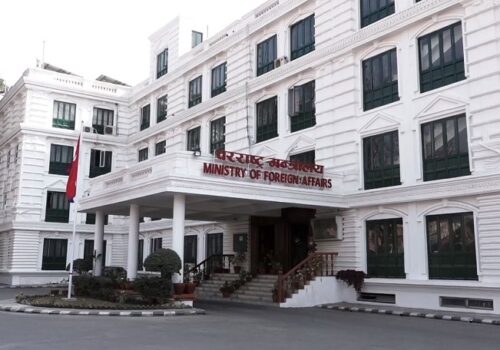 बङ्गलादेशमा अवस्था सामान्य छ, नेपाली विद्यार्थीहरू फर्कन पर्दैन : परराष्ट्र मन्त्रालय