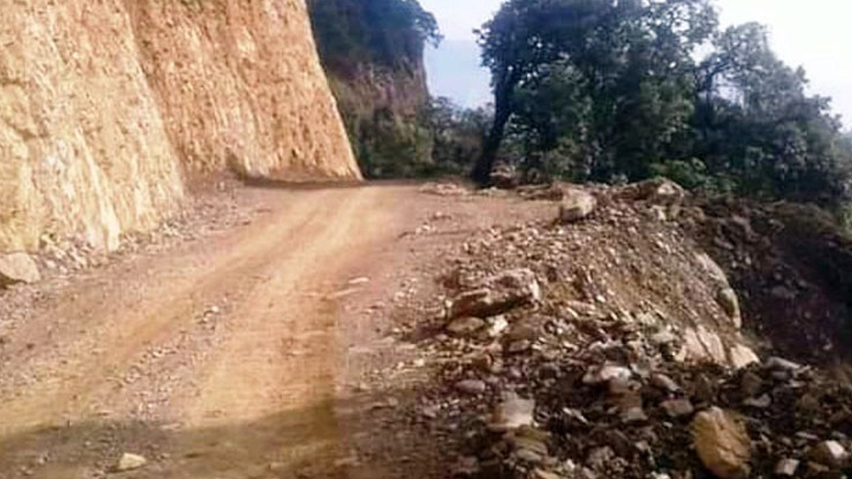 थानकोट–चित्लाङ सडक साउन २० गतेसम्म बन्द
