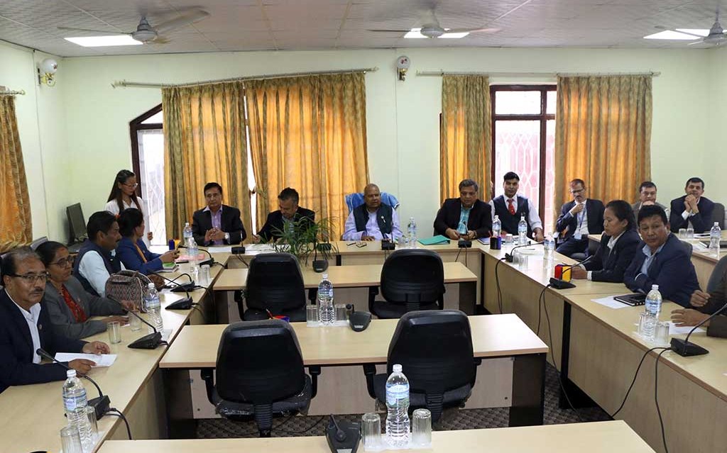 सातवटा संसदीय समितिको बैठक एकै पटक बस्दै
