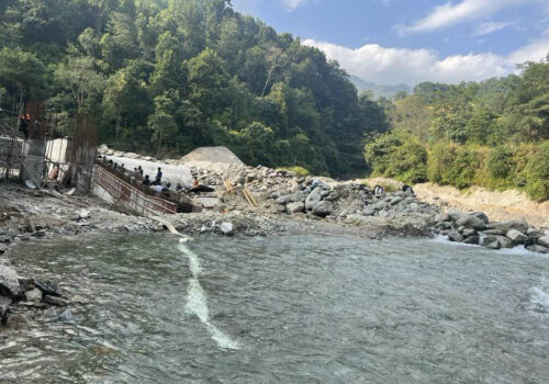 भोजपुरमा बाढीले बगाउँदा दुइ जना बेपत्ता