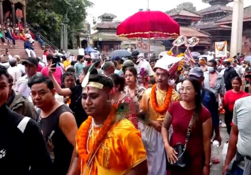 बसन्तपुरमा यसरी मनाइयाे गाईजात्रा (तस्विर)