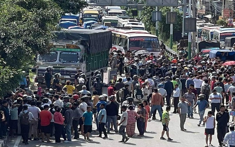 गठ्ठाघर दुर्घटनामा ज्यान गुमाउने पुरुष रहेको पुष्टि, ट्रक चालक पक्राउ