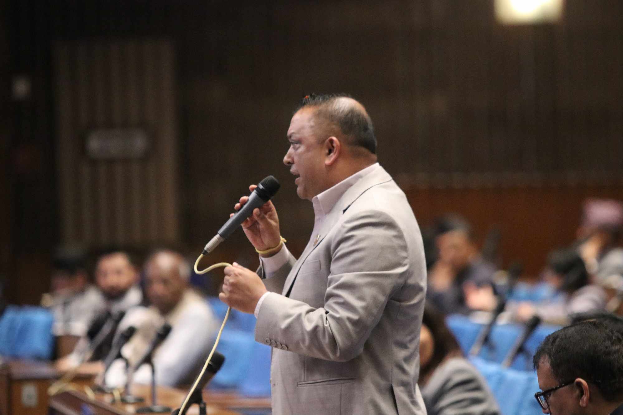 यो सरकार बनाउन लागेको सांसद म होइन्, तर यसको रक्षाका लागि उभिन्छु : गगन थापा