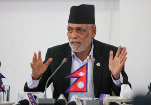 सबै किसानको पैसा दसैँ अगाडि नै उपलब्ध गराउने कृषिमन्त्री अधिकारीको प्रतिबद्धता