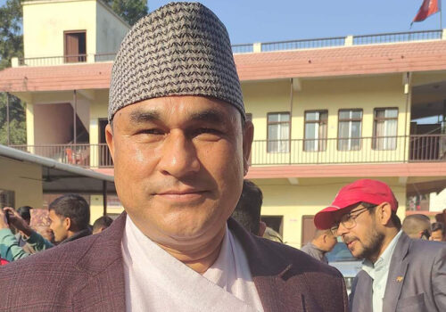 सुदूरपश्चिमका मुख्यमन्त्रीले विश्वासको मत लिँदै