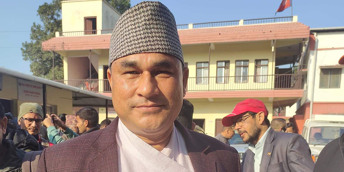 सुदूरपश्चिमका मुख्यमन्त्रीले विश्वासको मत लिँदै