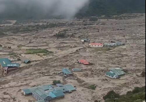 थामे बाढी: एकजना बेपत्ता, १ सय ४० जना विस्थापित