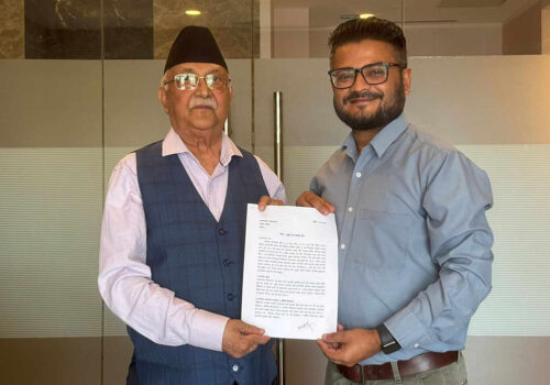 प्रधानमन्त्री ओलीलाई मुकुल ढकालको १५ बुँदे सुझावपत्र {पूर्णपाठसहित}