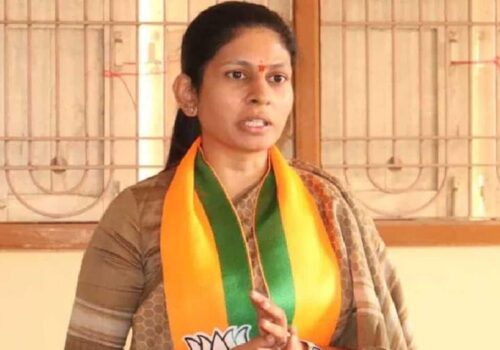 बस दुर्घटनाका घाइते यात्रीहरूलाई भेट्न भारतले केन्द्रीय मन्त्रीलाई पठाउँदै