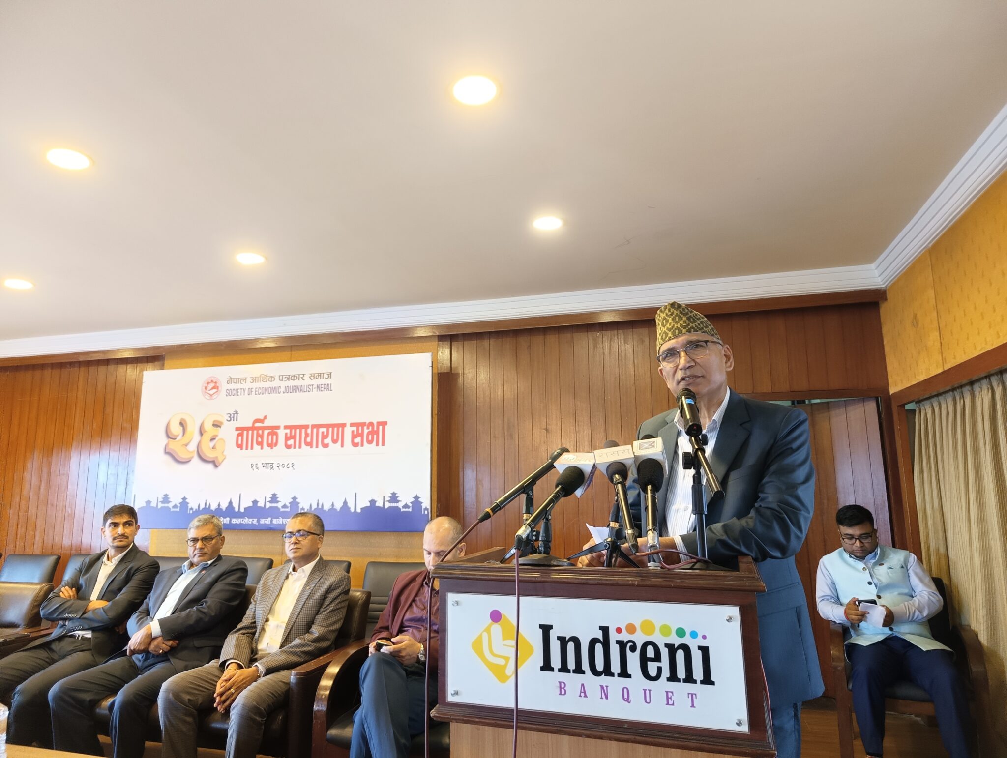 ‘विग्रिएको अर्थतन्त्र सुधार गर्न मौद्रिक निती लचिलो बनाइएको हो’ : अर्थमन्त्री पौडेल