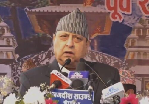 निजी भ्रमणको सिलसिलामा ज्ञानेन्द्र शाह भुटान जाँदै