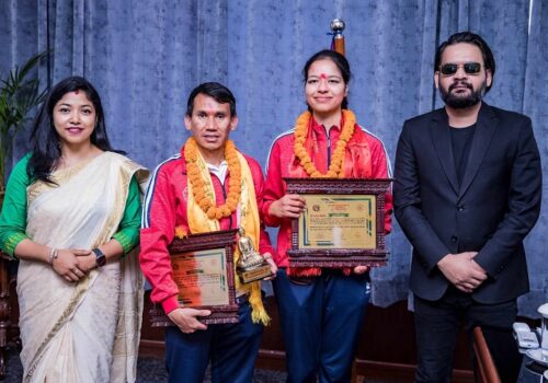 तेक्वान्दो खेलाडी पलेशा गोवर्धनलाई काठमाण्डौ महानगरपालिकाको नगदसहित सम्मान