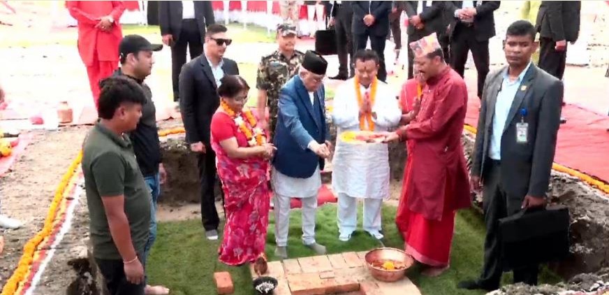 मिनबहादुर गुरुङले दिएको जग्गामा एमाले पार्टी मुख्यालयको शिलान्यास