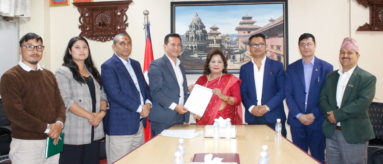 बिस्फोटक पदार्थ आयात र विद्युत निर्यातमा सहजिकरण गर्छु: परराष्ट्रमन्त्री राणा