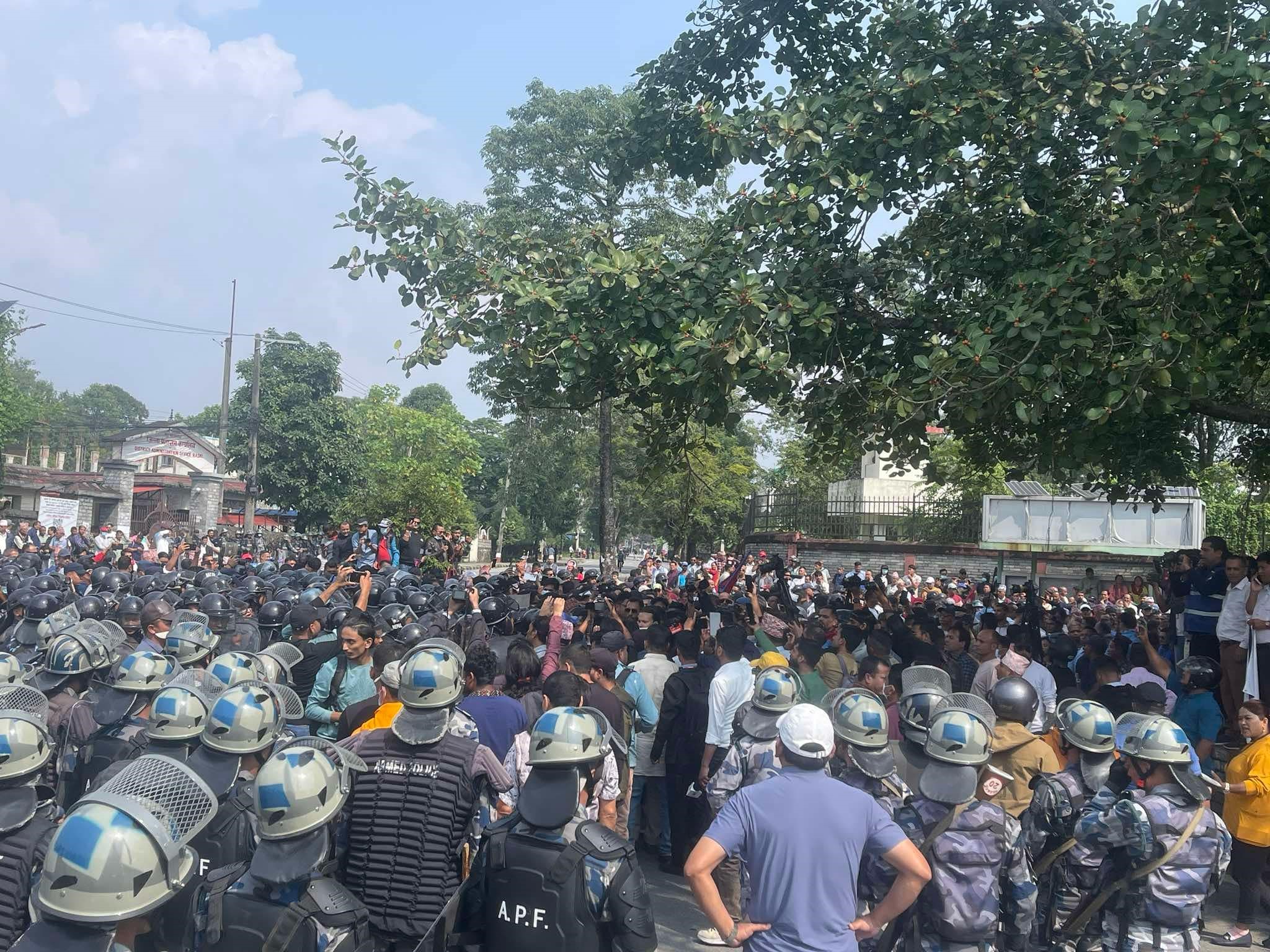 रवि लामिछानेको बचाउमा आज पनि पोखरामा प्रदर्शन