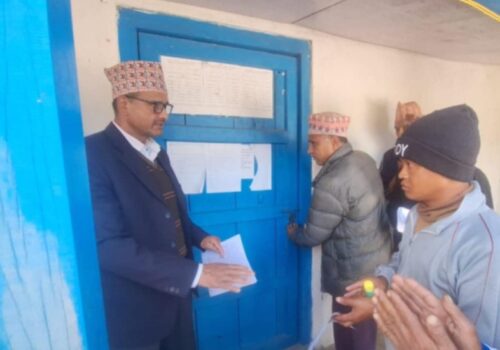 वडा अध्यक्ष अमेरिका पलायन,कार्यालयमा ताला