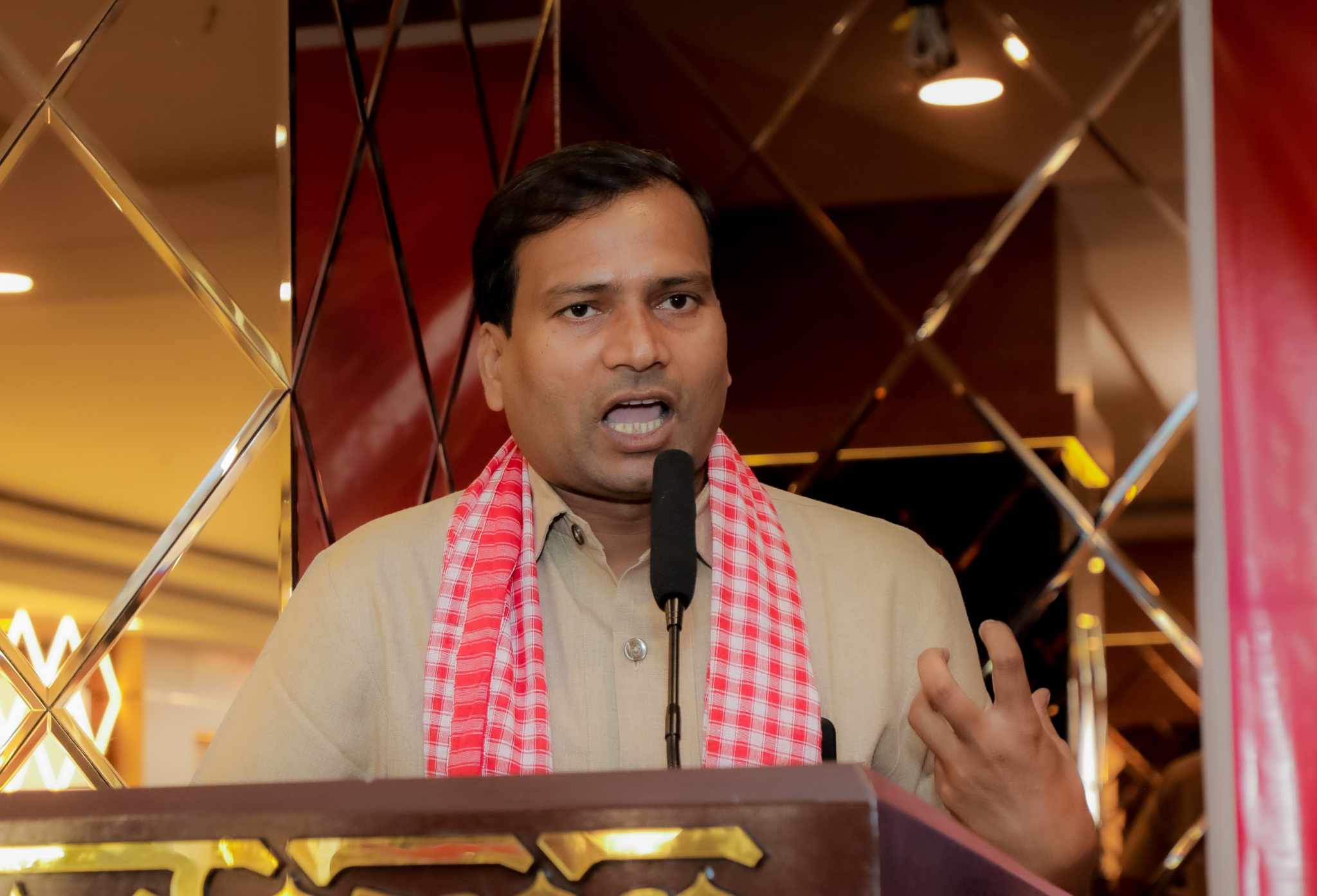 स्व. नरेश सर्राफ स्मृति पत्रकारिता पुरस्कार मनोज पटेललाई प्रदान गर्ने निर्णय