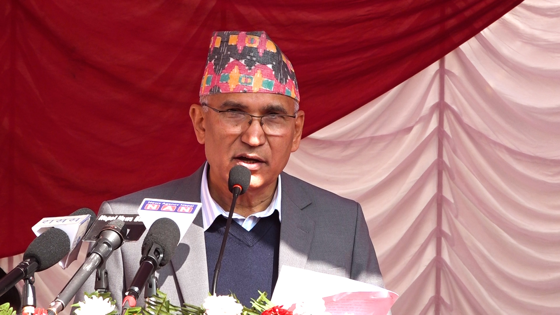 ‘सामान्य हिसावको कामले राजस्वको लक्ष्य भेट्न सम्भव छैन’ : अर्थमन्त्री पौडेल