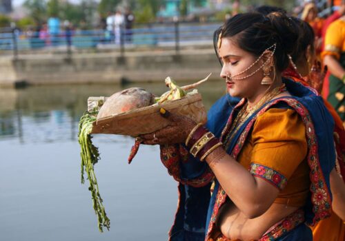 छठ पर्वको आज मुख्य दिन, अस्ताउँदो सूर्यको पूजा गरिंदै