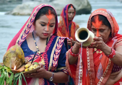 लोक आस्थाको महापर्व छठको दोस्रो दिन आज ‘खरना’ मनाईदै