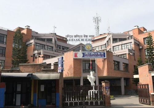 राष्ट्रिय वाणिज्य बैंकका मर्चेन्टहरूले नेपाल पे क्युआरमार्फत क्रसबोर्डर भुक्तानी प्राप्त गर्न सक्ने