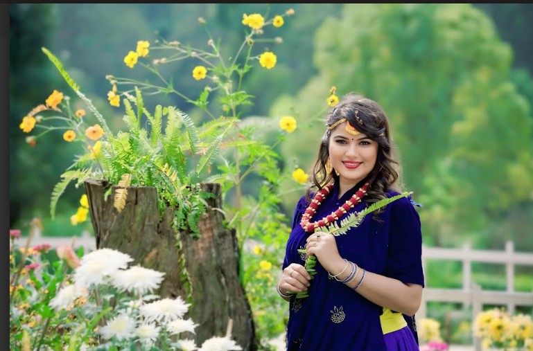 ‘घामको झुल्को’ संगै खुलिन् बबिना ( भिडियो सहित )