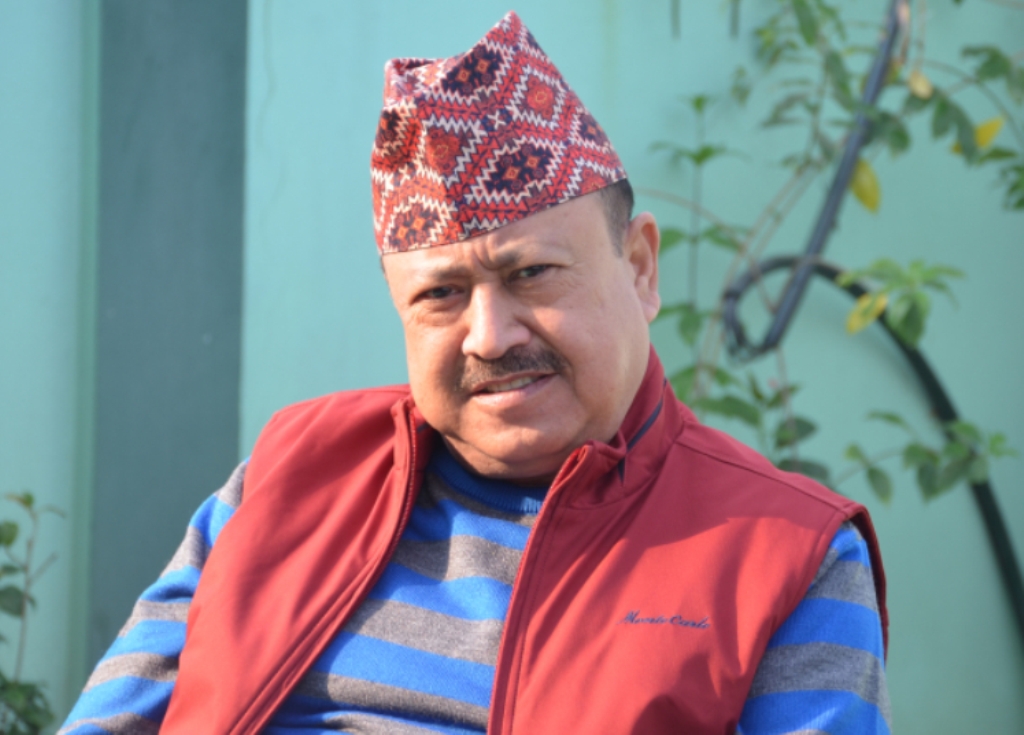 धनगढीका प्रमुख हमाललाई थप उपचारका लागि दिल्ली लगियो