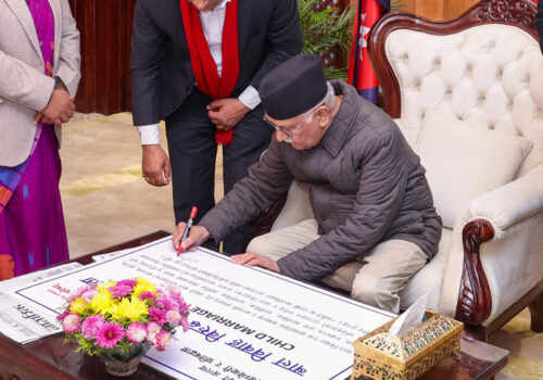 नेपाल अब बाल विवाहमुक्त हुने, प्रधानमन्त्री ओलीले गरे हस्ताक्षर