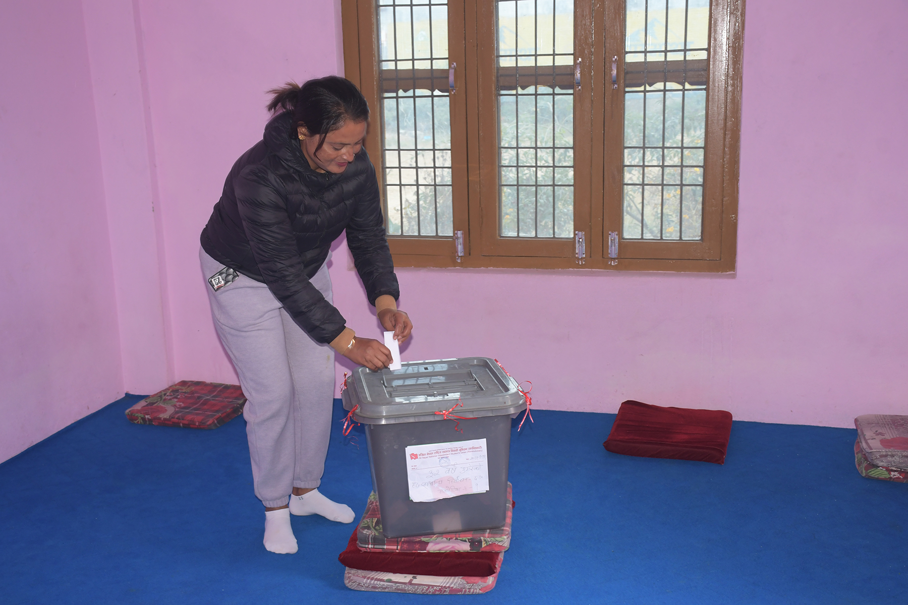 अखिल क्रान्तिकारीमा ३२ वर्षे उमेर हदबारे छिनोफानो गर्न देशभर मतदान