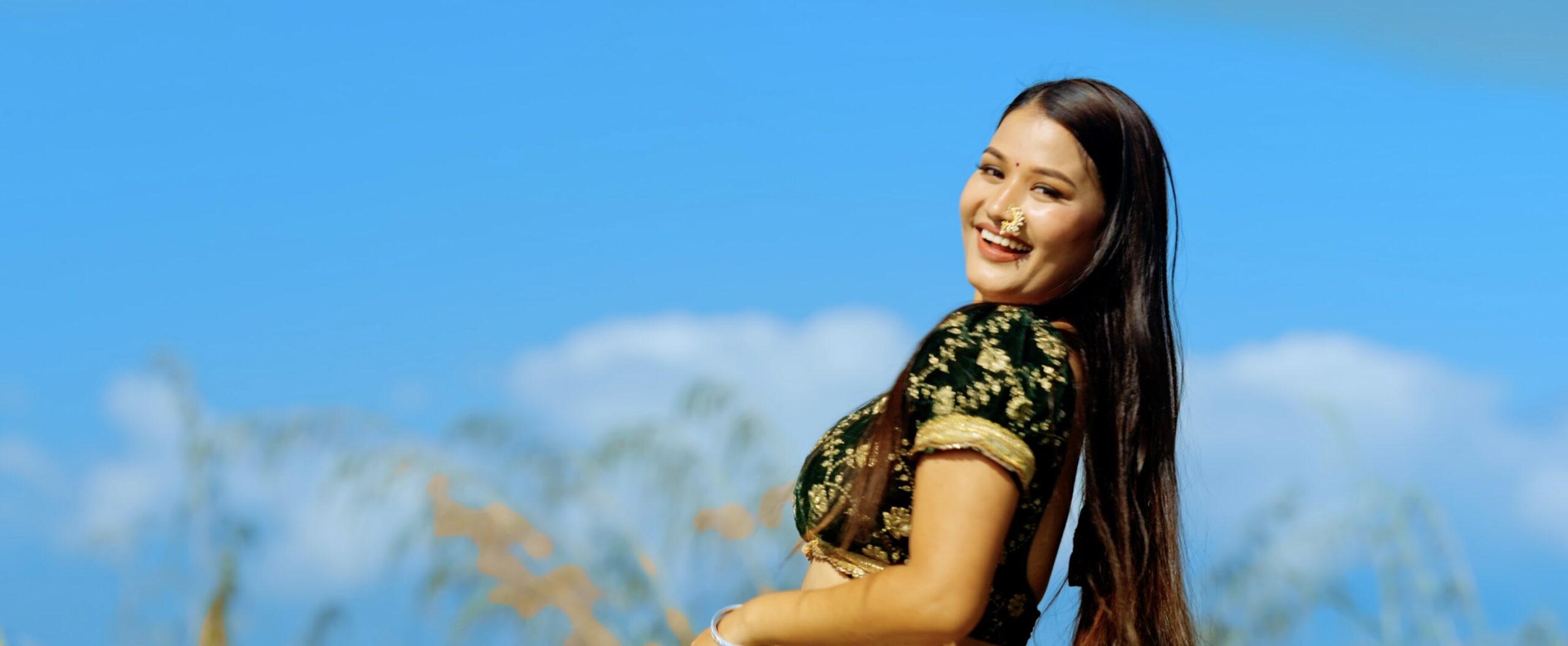 रोमान्टिक शैलीको  “जाऊ हिँड पोखरा” सार्वजनिक  ( भिडियो )