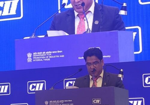 नेपालमा लगानी गर्न उद्योगमन्त्री भण्डारीद्वारा विदेशी लगानीकर्तालाई आब्हान