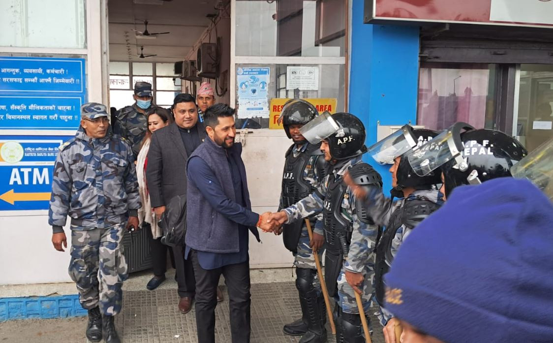 सुप्रिम सहकारी ठगी गर्ने रवि लामिछानेसँग रुपन्देहीमा मागियो १ करोड धरौटी