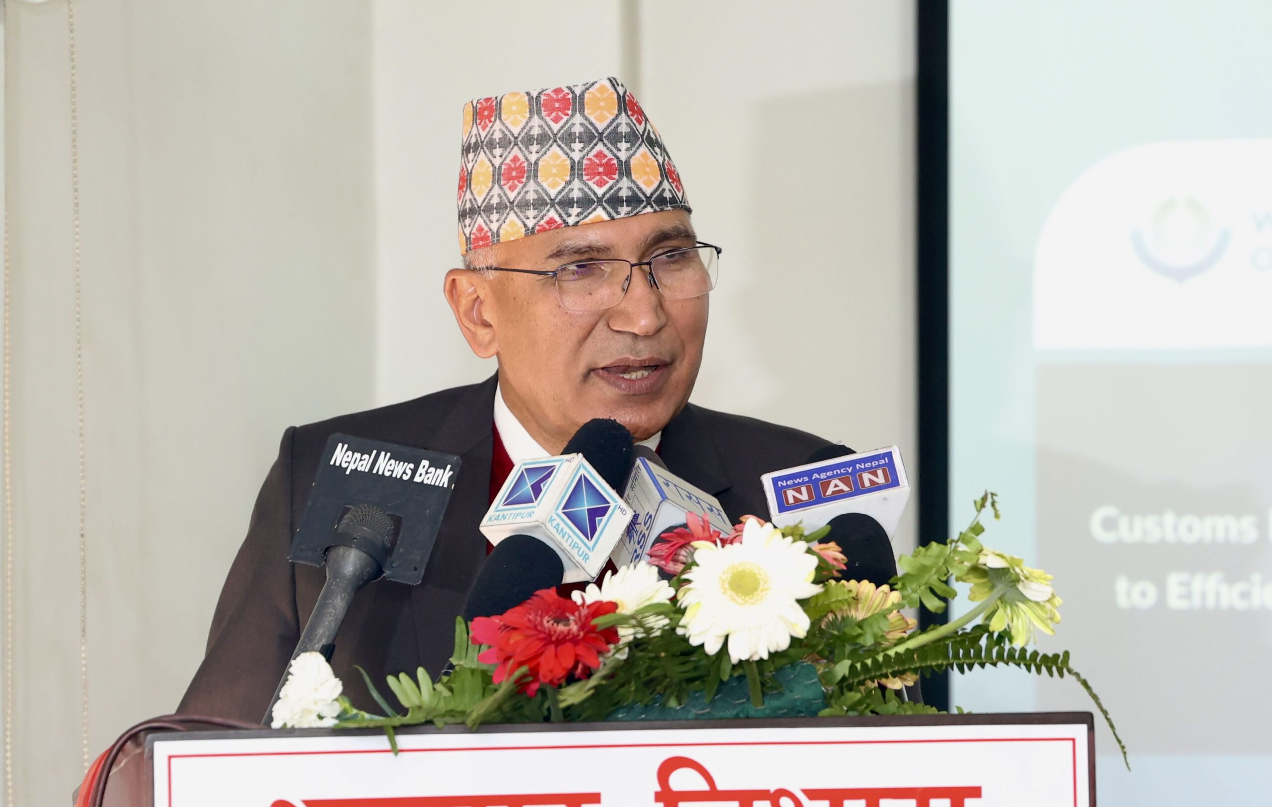 ‘मुलुकको ओरालो यात्रा रोक्दै सरकार अघि बढेको छ’ : अर्थमन्त्री पौडेल