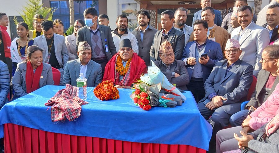 खबरदारी सभालाई सम्बोधन गर्न अध्यक्ष दाहाल दाङमा