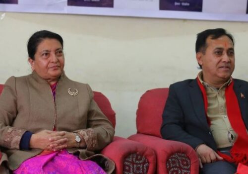 विश्वप्रकाशले दिए ठट्यौली शैलीमा भण्डारीलाई राजनीतिमा फर्किन शुभकामना