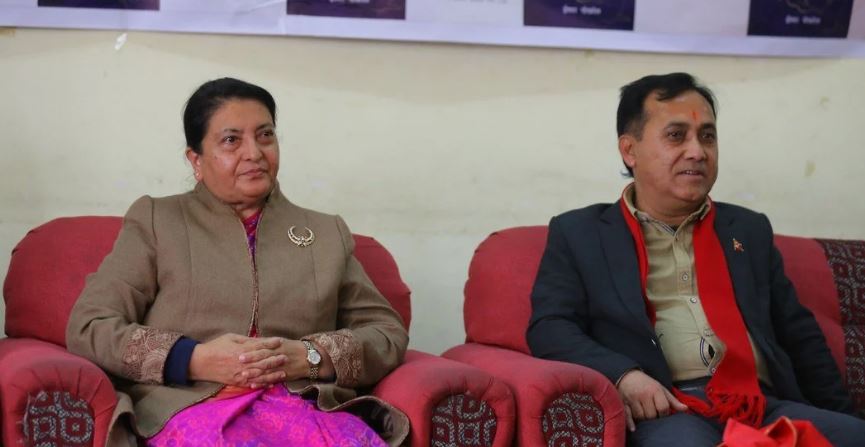 विश्वप्रकाशले दिए ठट्यौली शैलीमा भण्डारीलाई राजनीतिमा फर्किन शुभकामना