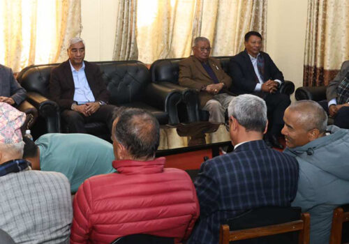 सदनमा एकढिक्का भएर अध्यादेशको प्रतिरक्षा गर्ने कांग्रेसको निर्णय
