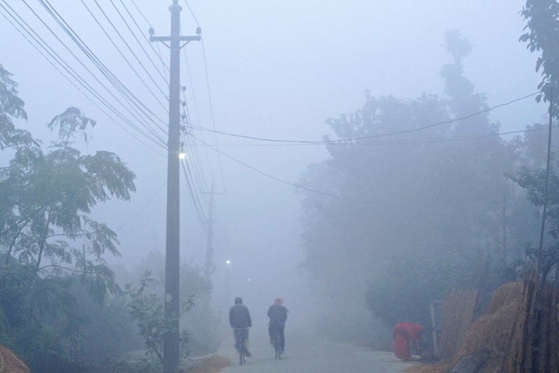 काठमाण्डौ उपत्यका र तराईका धेरै ठाउँमा अहिले हुस्सु र कुहिरो